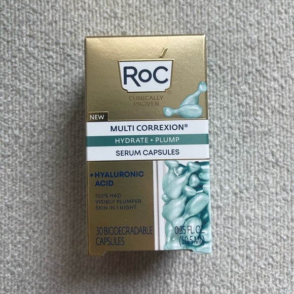 RoC Skincare Hydrate + Plump Serum Capsules 30 Count - Picture 10 of 15